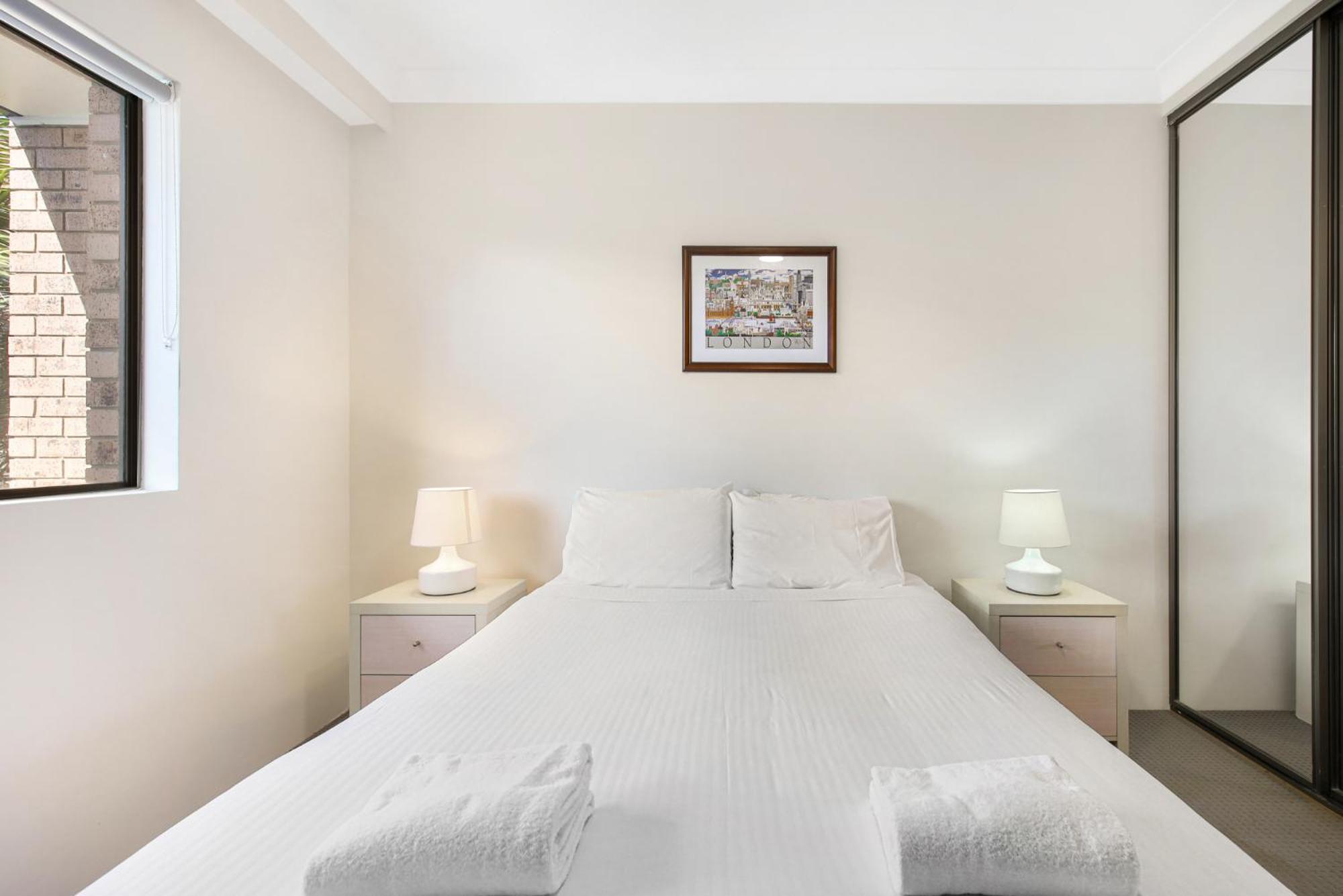 Apartment Hawaiian Gardens 22 *